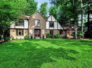 76 Rolling Meadow Ln, East Amherst, NY 14051