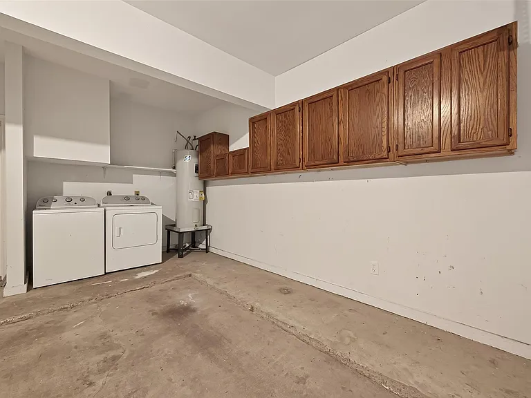 7447 Cambridge St #79 — Photo 36