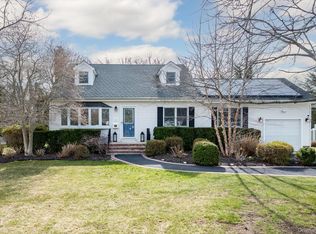 5 Orchard Road S, East Patchogue, NY