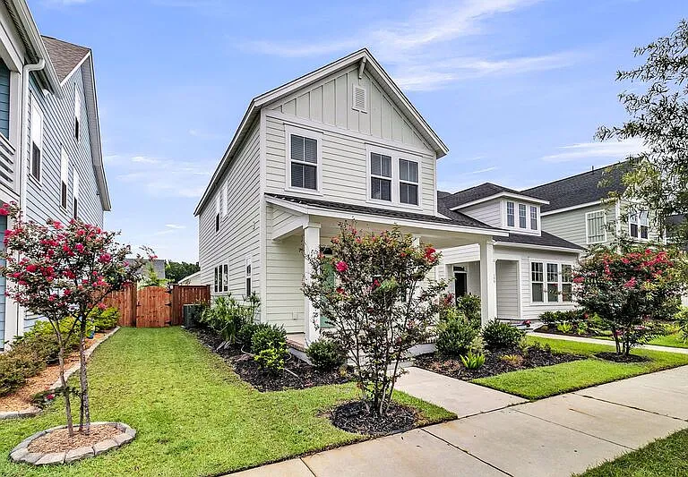 396 Ripple Park Dr — Photo 3