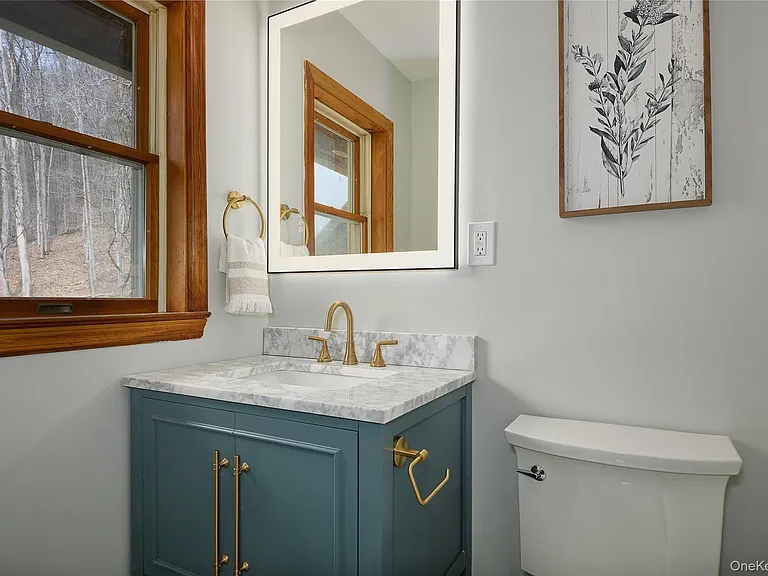 568 Oak Summit Rd — Photo 24