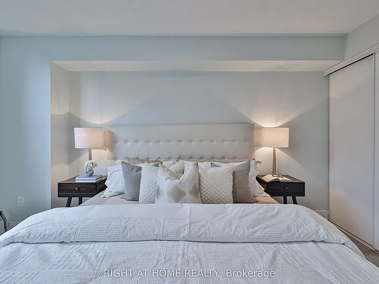 1338 York Mills Rd #309 — Photo 22