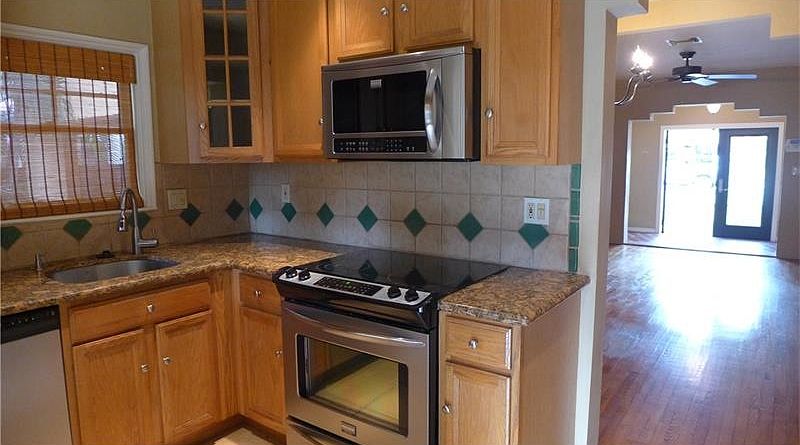 1st image of 1212 SE 2nd Ave