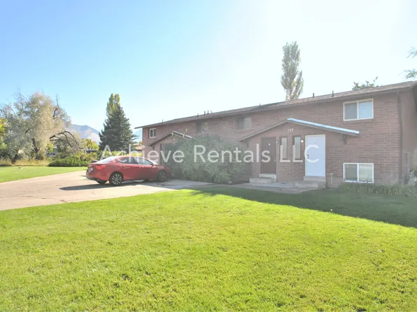 Cozy 2 Bedroom Townhome at 277 Bridger Dr. Logan, Ut, 277 Bridger Dr #D, Logan, UT 84321
