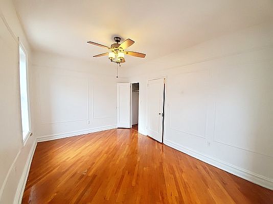3rd image of 614 40th St APT A1