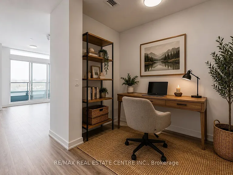 1010 Dundas St E #Penthouse 17 — Photo 27