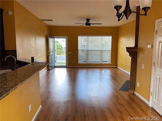 3rd image of 2153 McKenzie Creek Dr