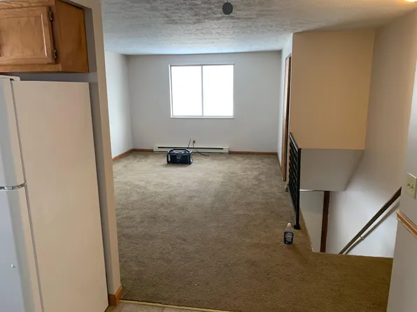 4824 2nd St NW, Canton, OH 44708