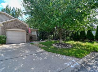 911 Oakmont Ct, Union, KY 41091