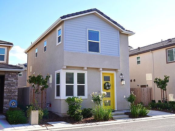 2nd image of 1120 Vanguard Way W