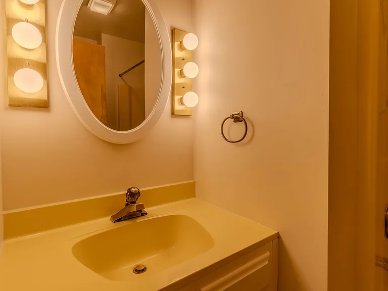 4015 Holiday North Ct — Photo 22