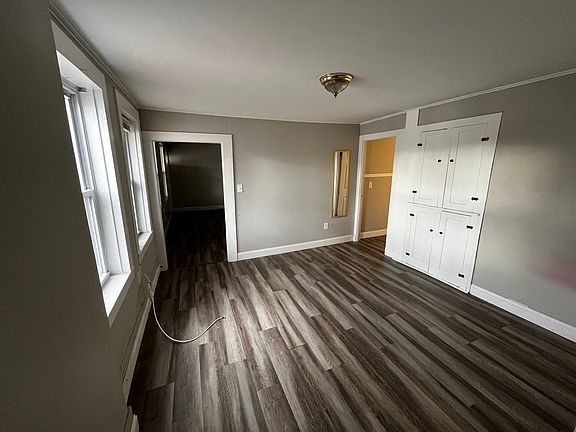 2nd image of 85 Elm St APT 4