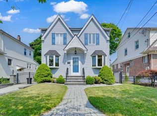 317 Hillcrest Ave, Wood Ridge, NJ 07075