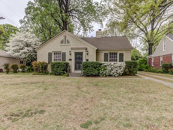2nd image of 3522 Charleswood Ave