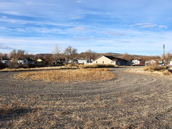 4th image of 102 Buffalo Dr #13