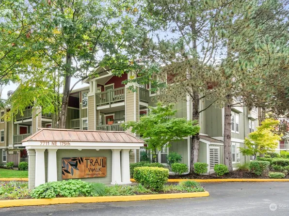 7711 NE 175th Street #C107, Kenmore, WA 98028