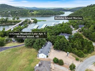 13 Green Meadow Ln APT Y, Eureka Springs, AR 72631