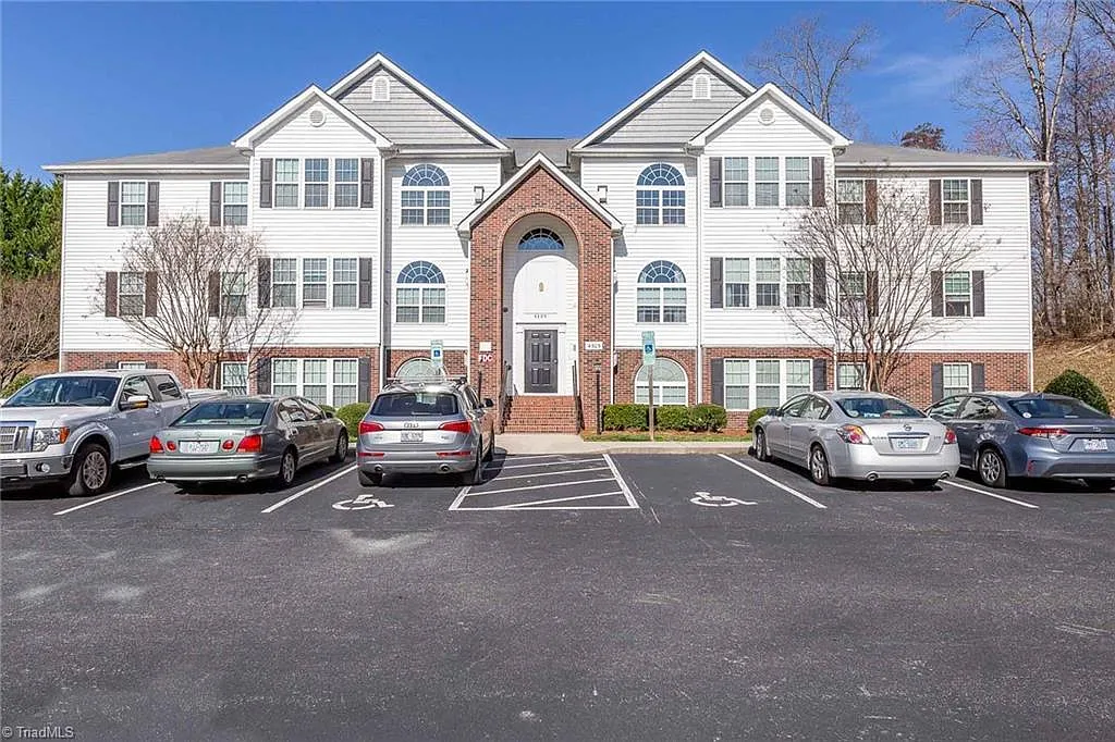 4305 Timberbrooke Dr — Photo 1