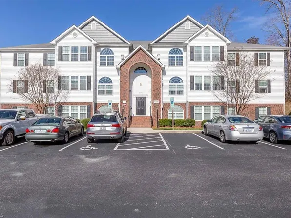 4305 Timberbrooke Dr #1, Greensboro, NC 27409