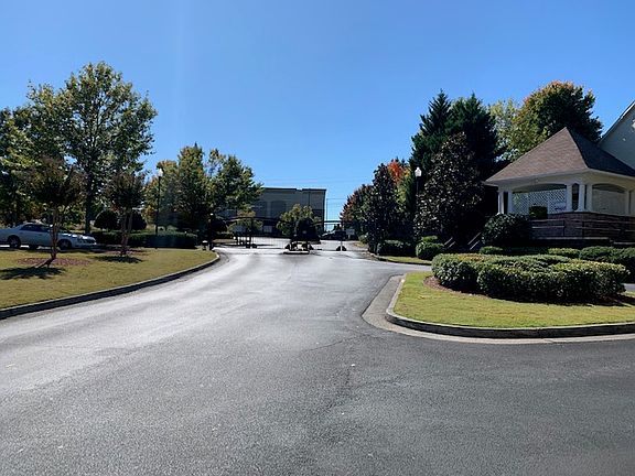 4th image of 102 Alexander Dr #7186