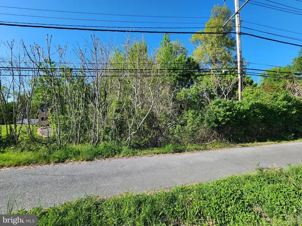 11008 Annapolis Rd, Bowie, MD 20720