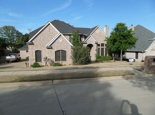 1605 Fairway Dr, Corinth, TX 76210