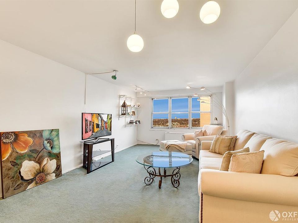 1st image of 12510 Queens Blvd APT 704