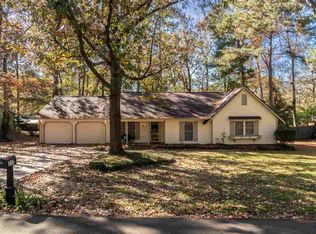 317 Swallow Dr, Brandon, MS 39047