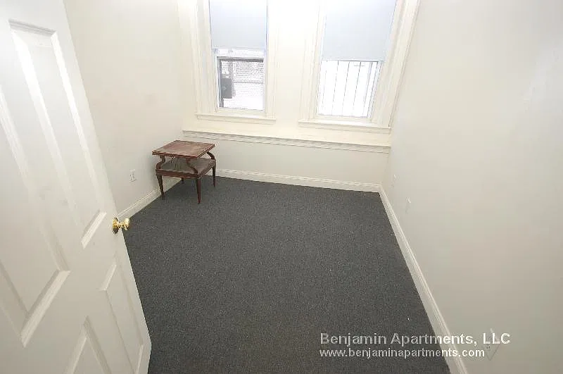 2 bed, $2,525 — Photo 3