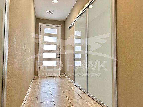 3rd image of 3510 E Ravenswood Dr