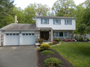 2115 Edgehill Rd, Huntingdon Valley, PA 19006