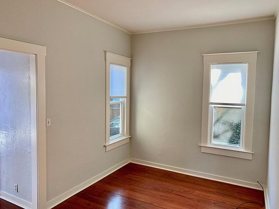 3rd image of 181 Tasso St APT 2