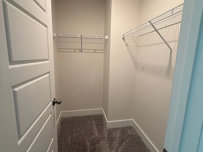 814 Thread Way — Photo 43