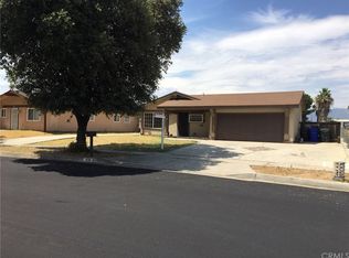 678 E Bonnie View Dr, Rialto, CA 92376