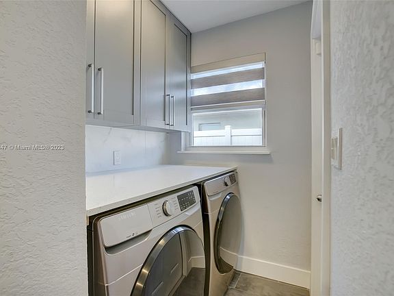 3rd image of 2611 NW 9th Ave #2