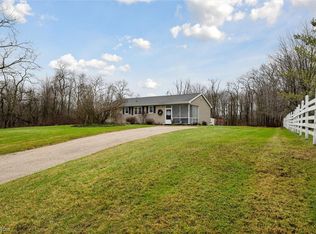 2055 Old Farm St, Ashtabula, OH 44004