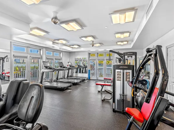 7400 River Road image 31 of 34