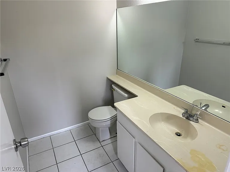 2158 E Desert Inn Rd — Photo 10