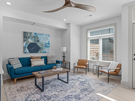 4th image of 1000 Addison Pl #101 & 102