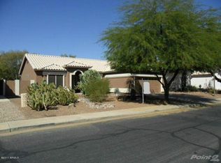686 S Cholla St, Gilbert, AZ 85233