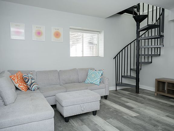 3rd image of 8245 Lake Shore Dr #B