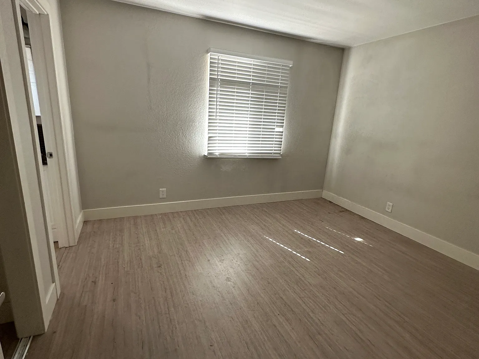 3 bed, 1152 sqft, $2,695 — Photo 3