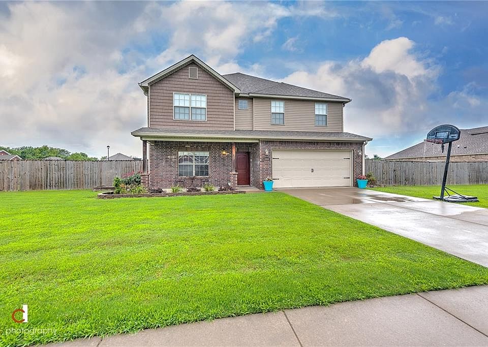 1st image of 11692 E Creek Ln
