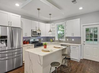 2215 Latona St, Philadelphia, PA 19146