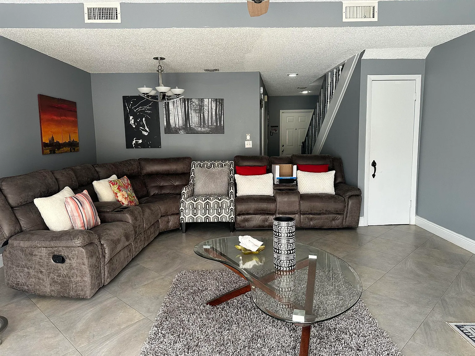 2 bed, 2.5 bath, 1660 sqft, $2,500 — Photo 4