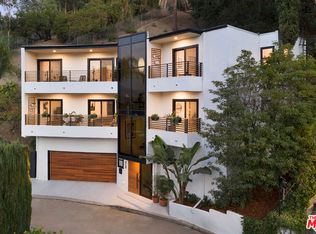 3750 Arbolada Rd, Los Angeles, CA 90027