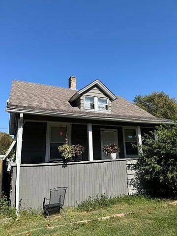 1st image of 2312 1/2 W 1st St