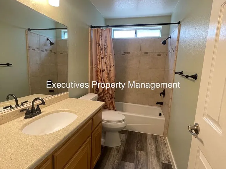 3440 Nonpareil Dr — Photo 7