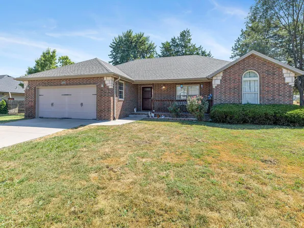 240 Aven Avenue, Sparta, MO 65753