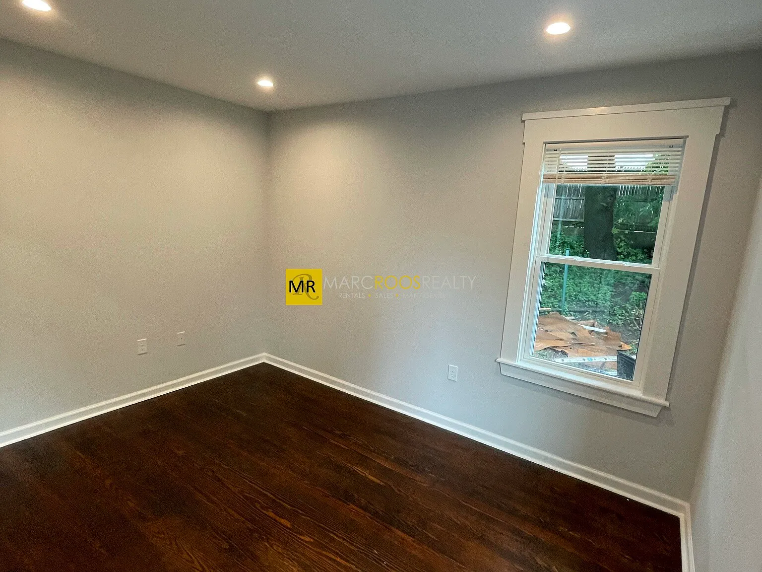 4 bed, 9999 sqft, $5,500 — Photo 4